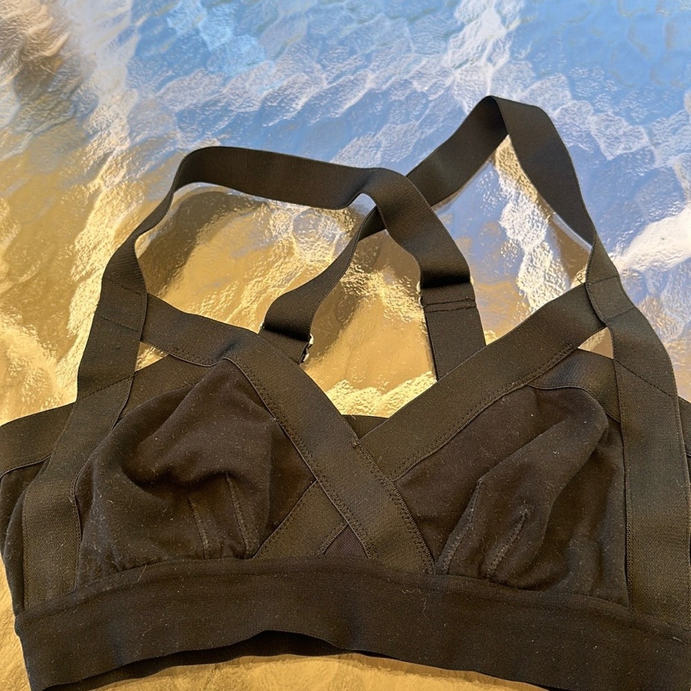 Aritzia bra top by community